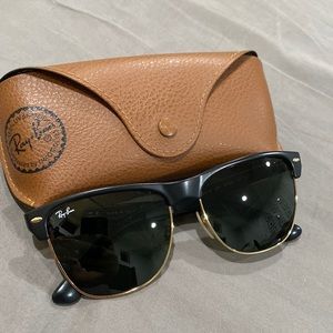 RAY-BAN CLUBMASTER OVERSIZED